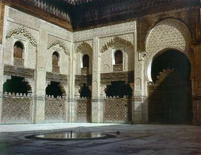 moroccan traditional building